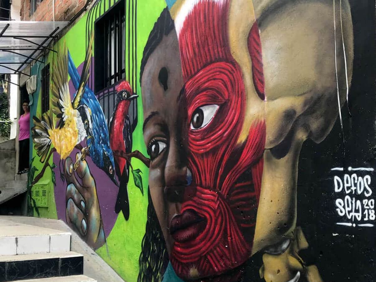 Graffiti en la Comuna 13 de la ciudad de Medellín