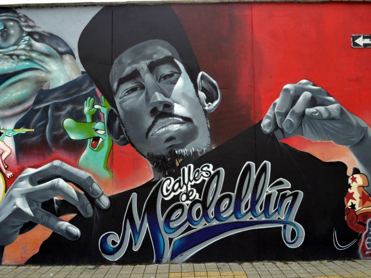 Graffiti en el Parque del Poblado - Lugares Turísticos de Antioquia