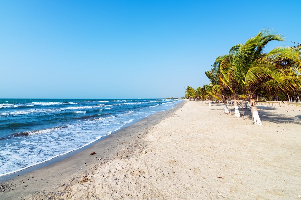 tours playa blanca cartagena