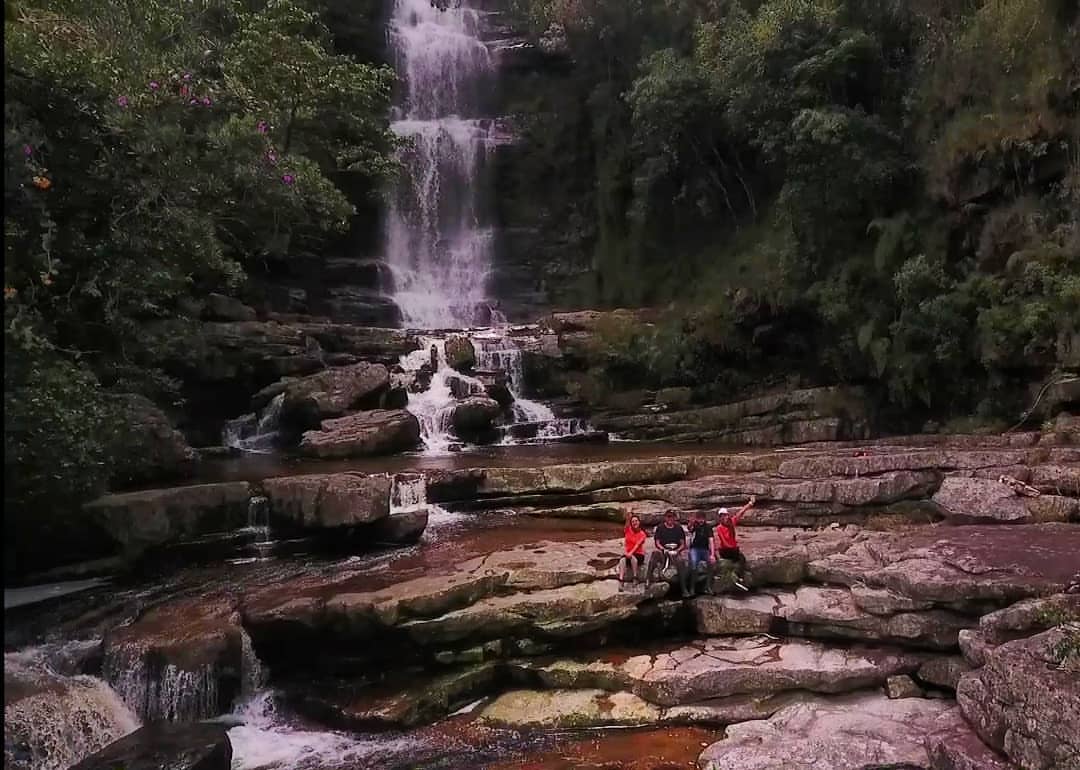cascada los avione