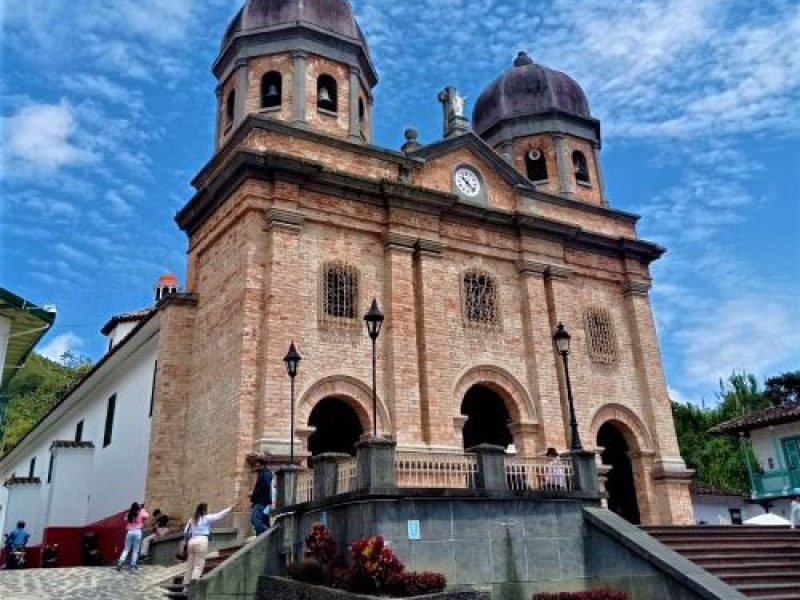 Reserva los mejores tours, actividades y atracciones turísticas de Colombia