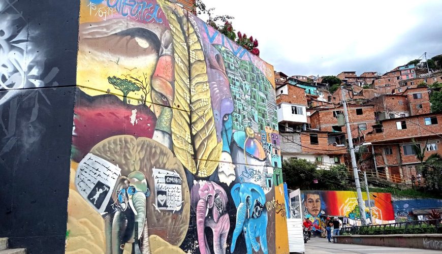 Tour por la Comuna 13 en Medellín