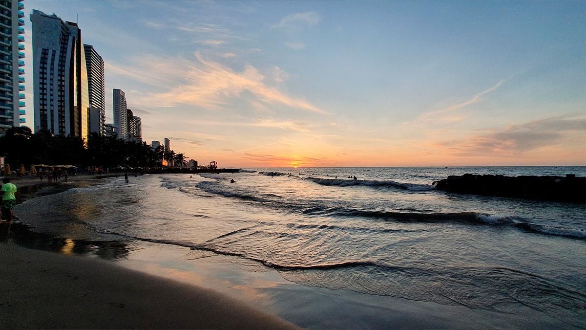 Playas abiertas en Cartagena
