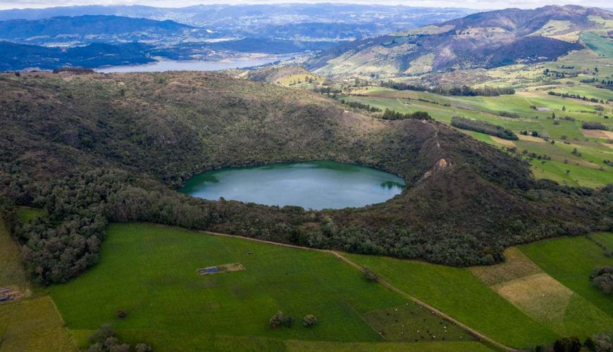 Entrada a la Laguna de Guatavita