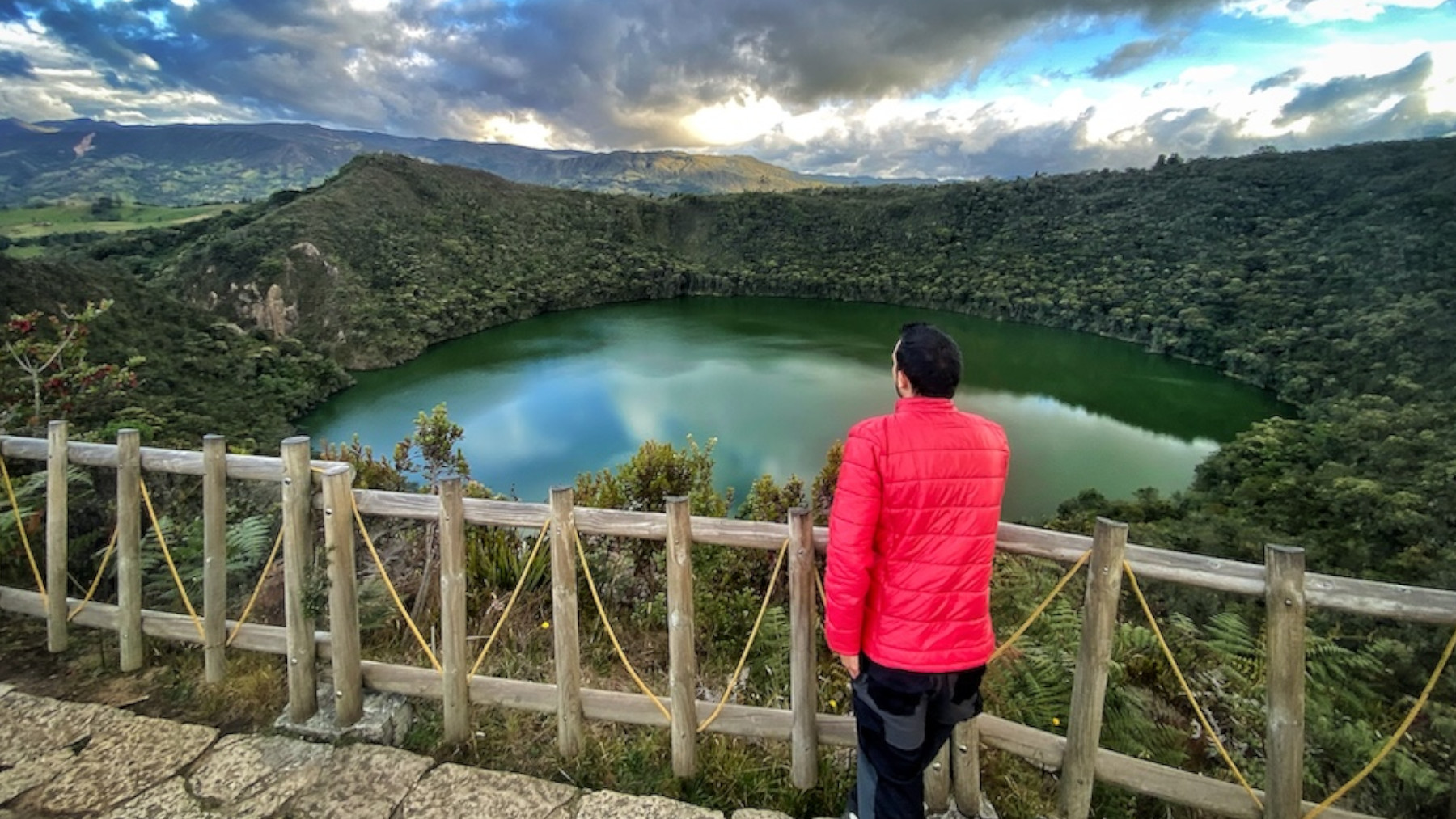 Entrada a la Laguna de Guatavita