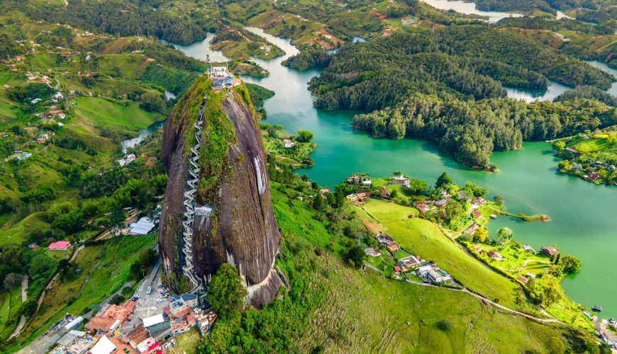 Cuánto vale la entrada a la Piedra del Peñol