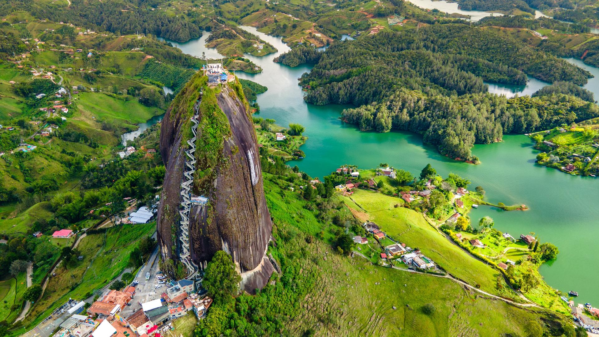Cuánto vale la entrada a la Piedra del Peñol