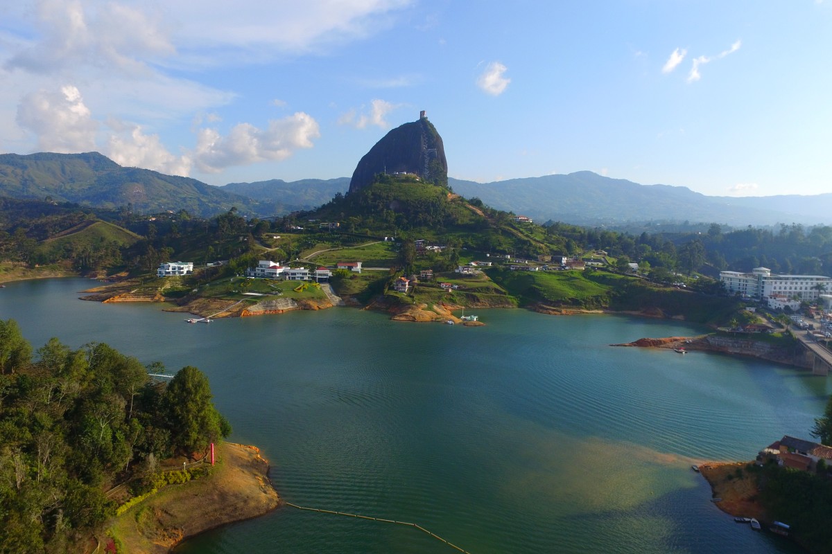 Pasadía a Guatapé desde Medellín