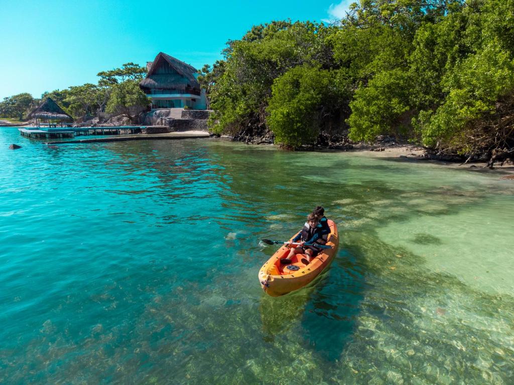 Pasadía en Islas del Rosario