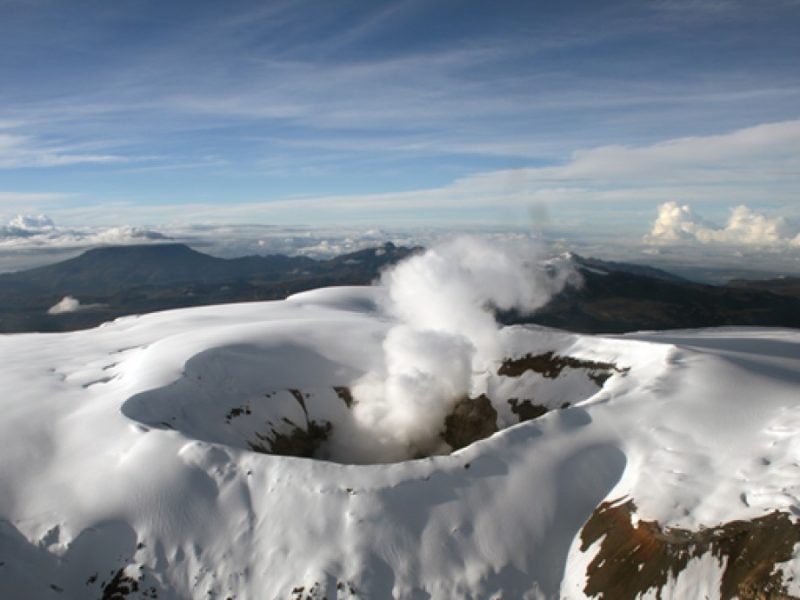 dónde queda el nevado del ruíz